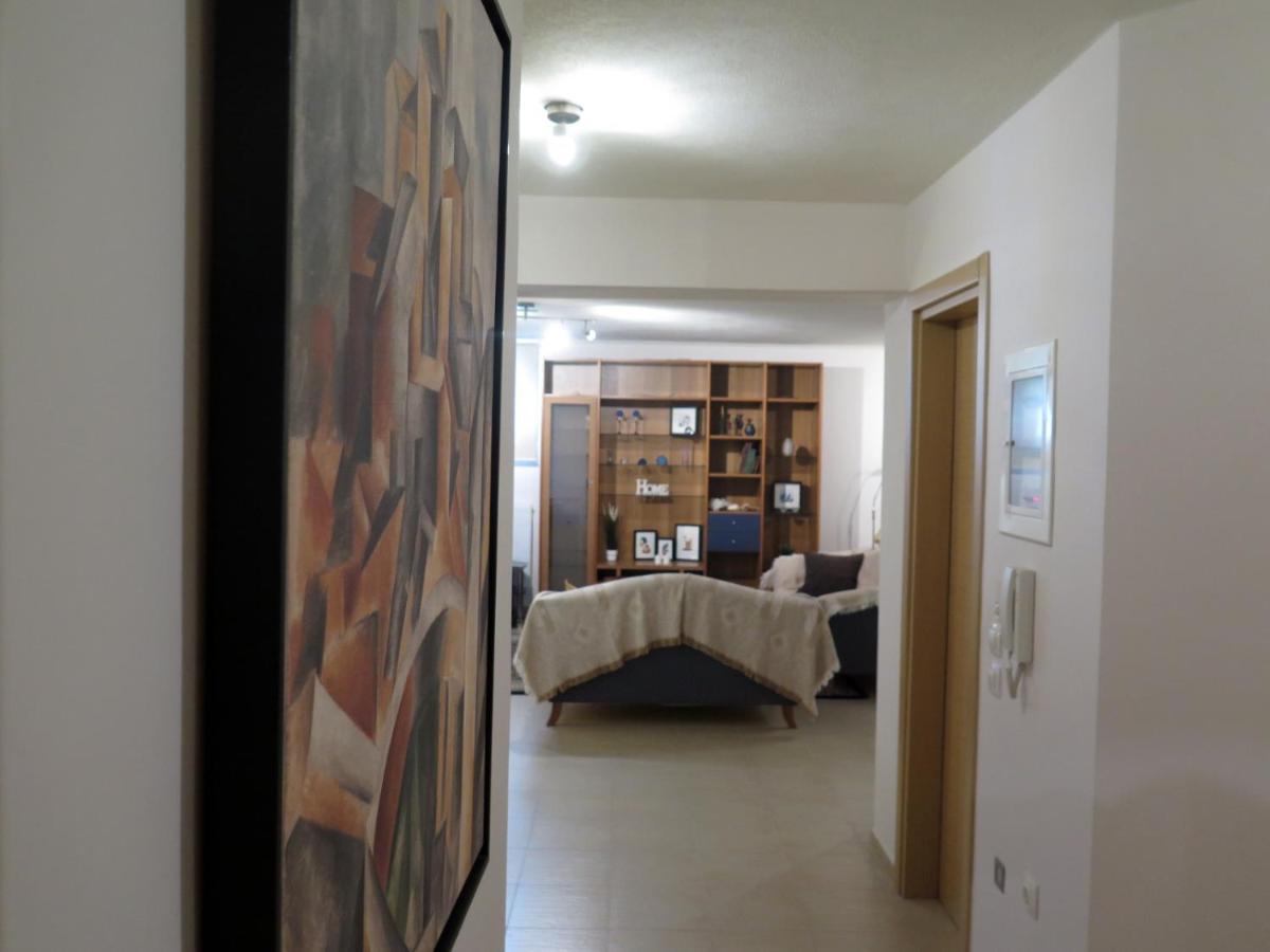 Lilia'S House At Trikala Villa Eksteriør bilde